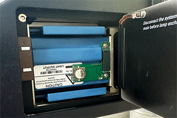 Xenon lamp installation