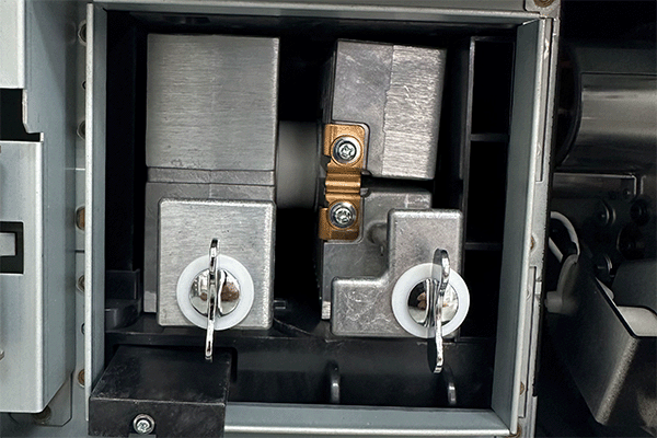 Xenon lamp installation